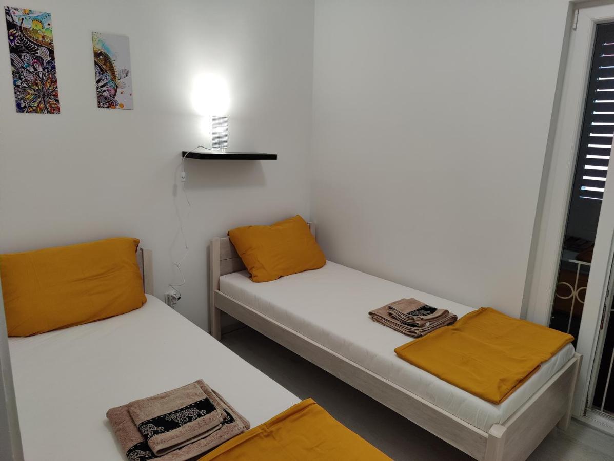Apartmani Grebastica Apartment Grebastica